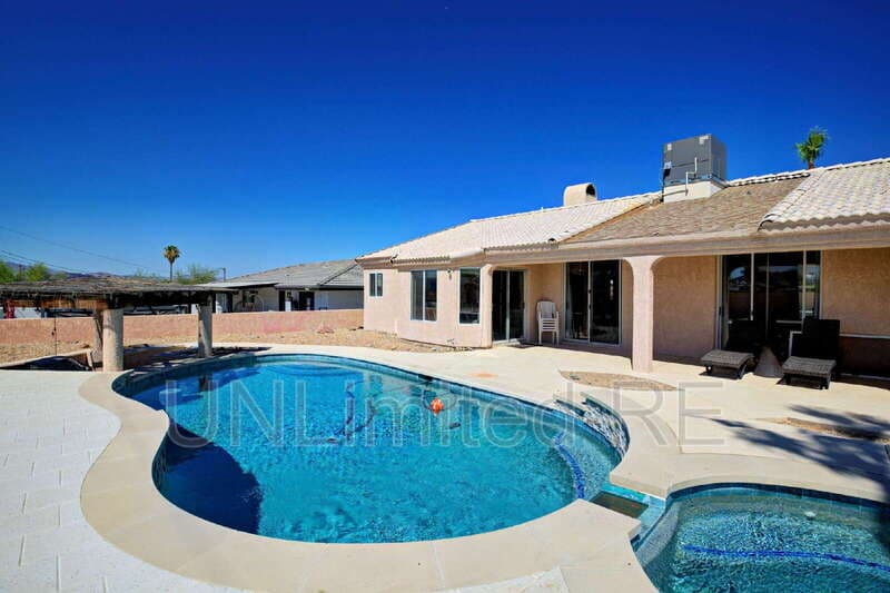 Lake Havasu City House: 304 Acoma Blvd S