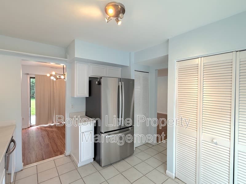 Charlotte Townhome: 7838 Hummingbird Ln