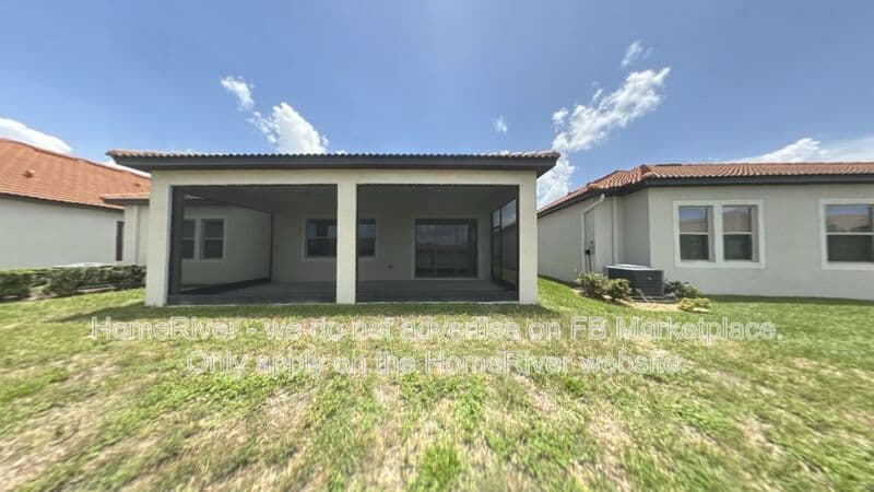Wimauma House: 5326 Kelper Hook Ct