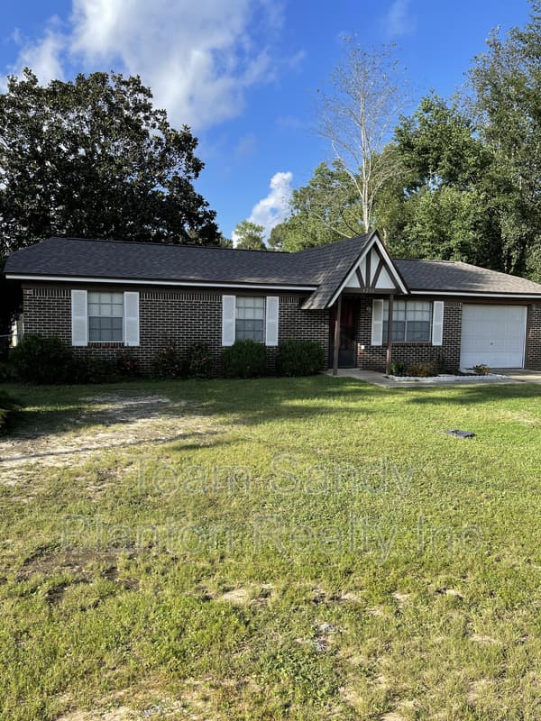 Pace House: 4240 Del Almirante Circle