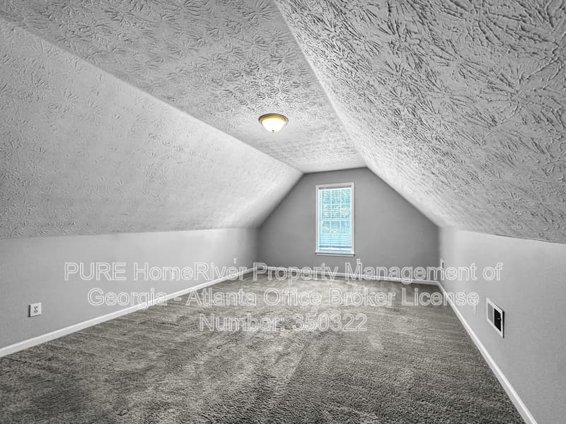 Fayetteville House: 130 Hibiscus Trl