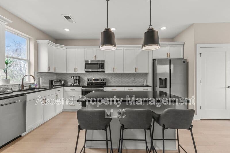 Chattanooga Townhome: 3155 Saint Elmo Avenue