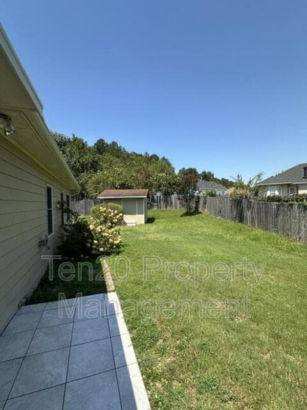 Columbus House: 7124 Vinings Court