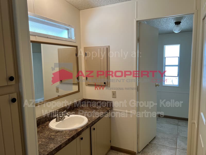 Surprise House: 28840 N 168th Ave
