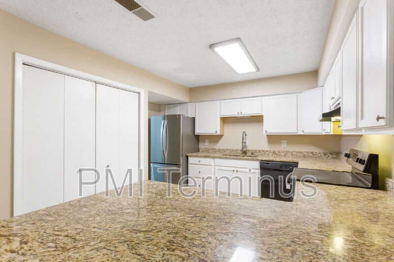 Marietta Townhome: 2672 Moss Lane