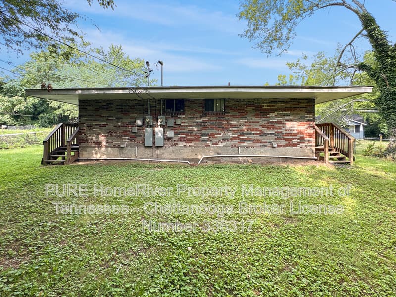 Chattanooga House: 800 Moss St