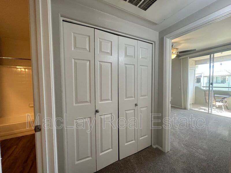 Chandler Condo: 1825 W. Ray Road
