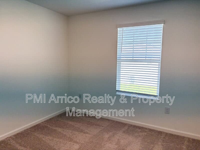 Gibsonton Townhome: 6371 Kay Morgan Lane