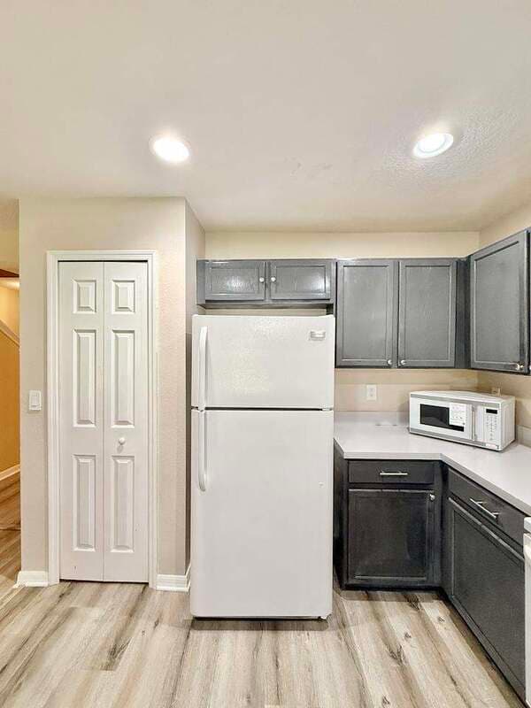 Brandon Townhome: 2516 Oleander Lakes Drive