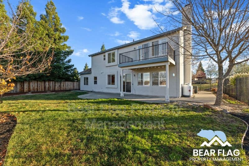 Cameron Park House: 801 Auburn Woods Court