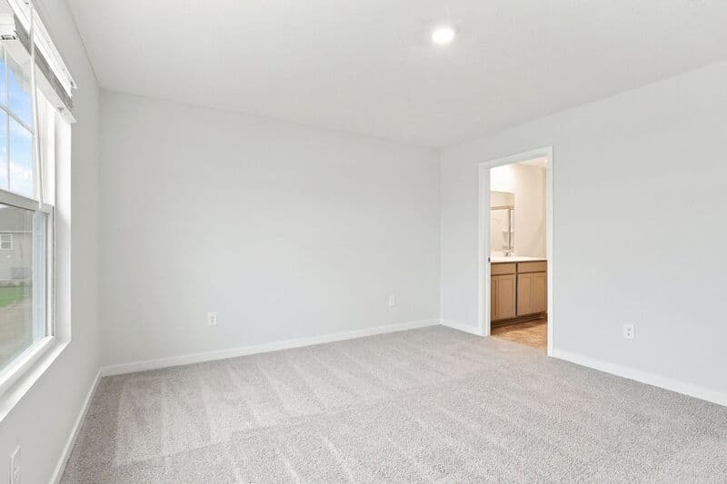 Columbus House: 6305 Marinelli Dr N