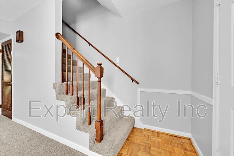 Birmingham House: 2346 Grayson Valley Circle