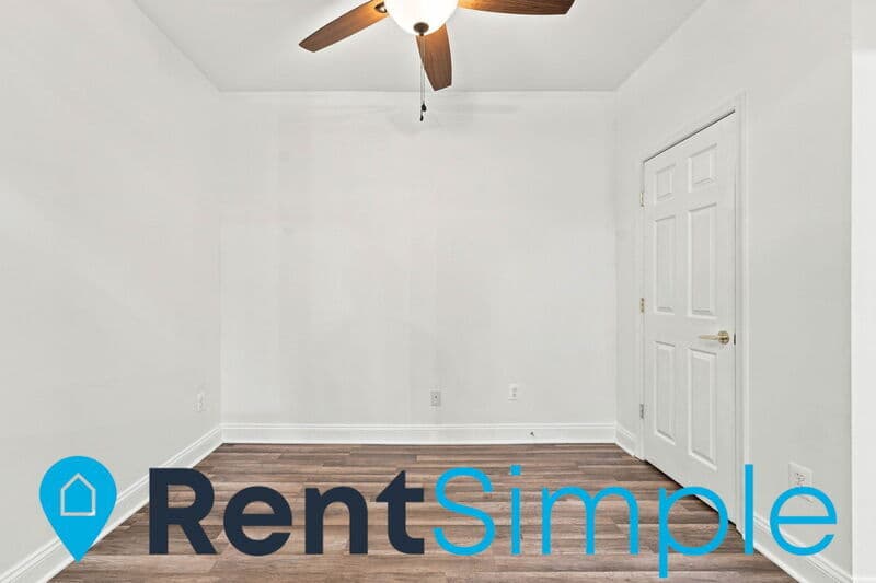 Gainesville Condo: 13890 Chelmsford Drive