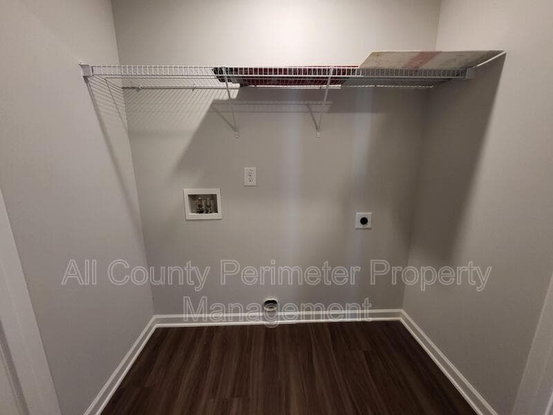 Calhoun Townhome: 107 Brexley Drive