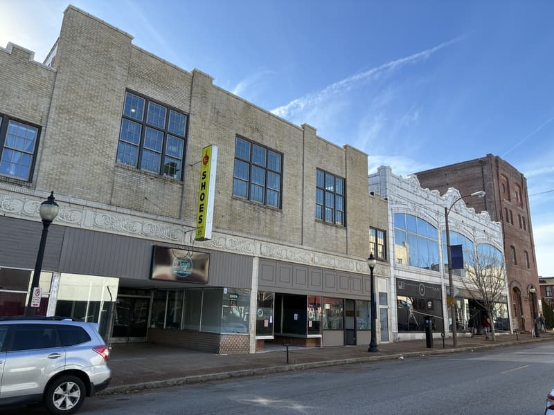 St. Louis Condo: 2716 Cherokee Street