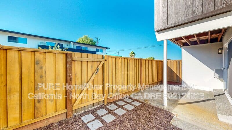 Rohnert Park Condo: 7359 Boris Court
