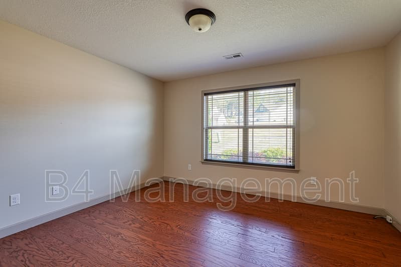 Inman House: 151 Harvest Ridge Drive