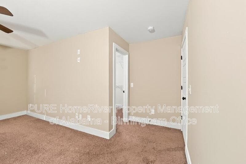 Gardendale House: 4257 Lochshire Lane