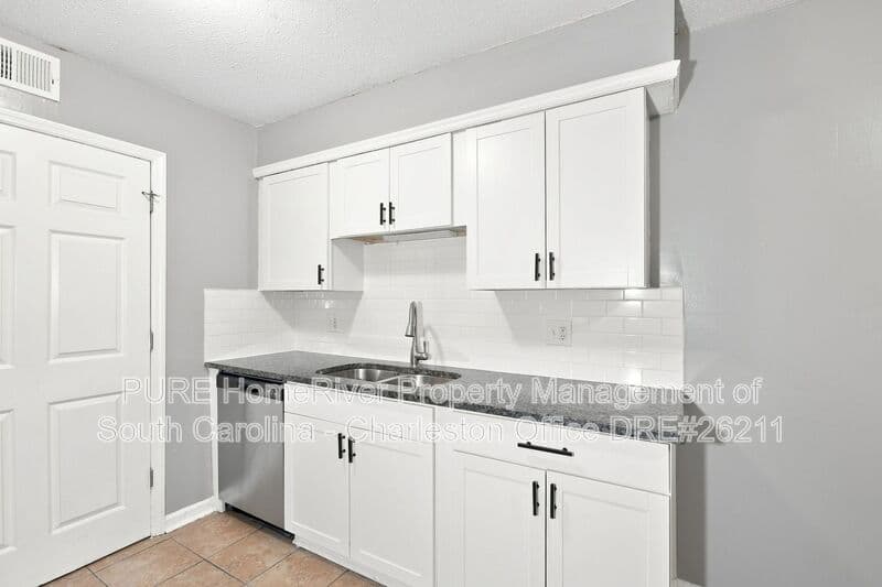 Charleston Condo: 1402 Camp Rd