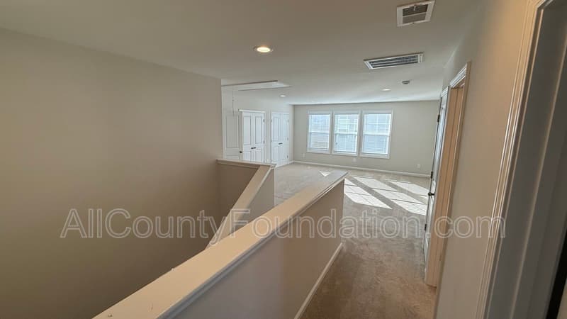 Summerville House: 2512 Hummingbird Lane