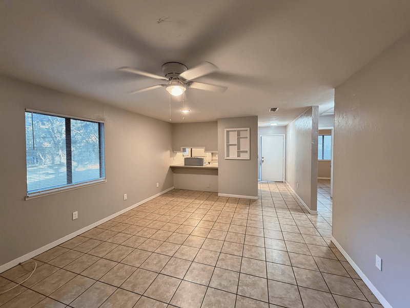 Tallahassee House: 2741 West Tharpe Street