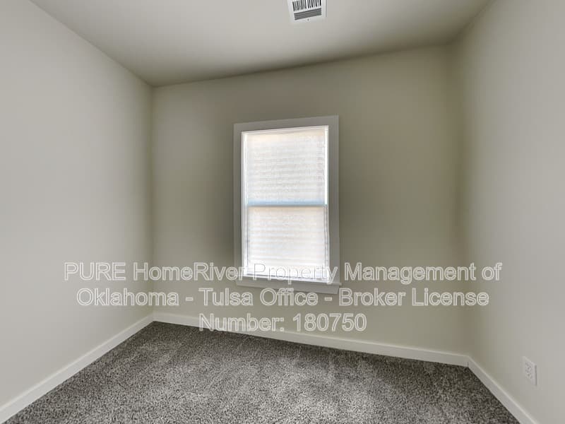 Tulsa House: 1305 S Carson Ave