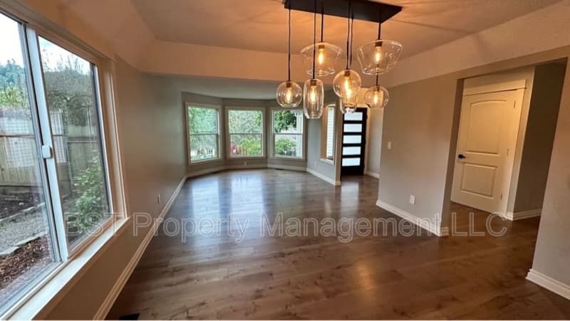 West Linn House: 25130 Rancho Lobo Court