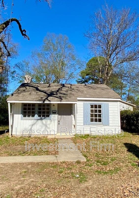 SHREVEPORT House: 3020 Conmar St.