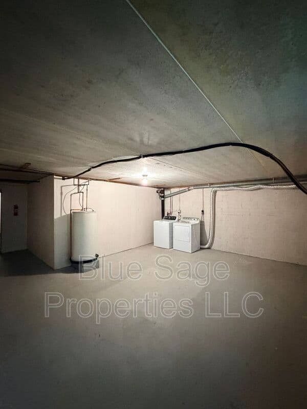 Wallingford Condo: 768 Putnam Blvd. A