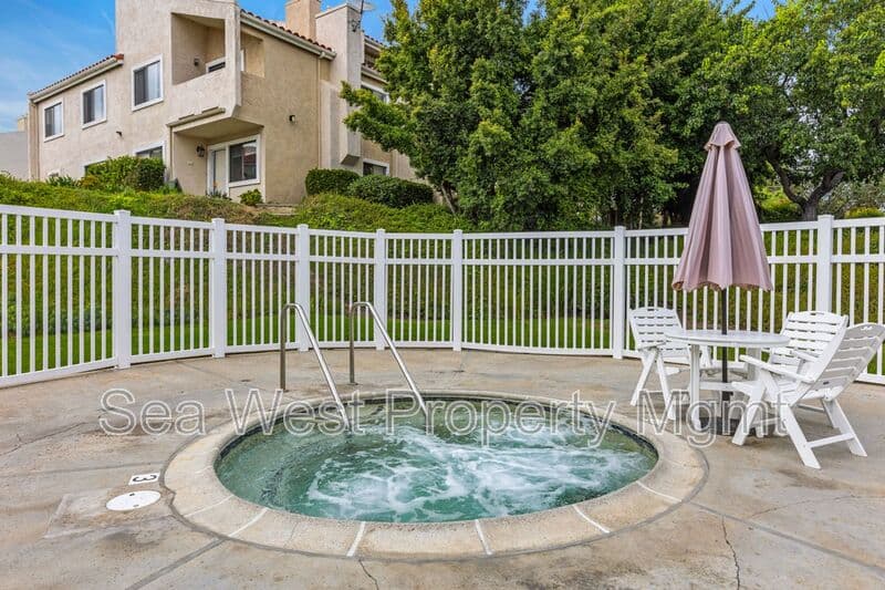 Carlsbad Condo: 6907 Quail Pl.