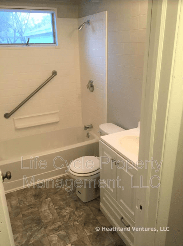 Grand Rapids House: 331 Pickett Street Southwest