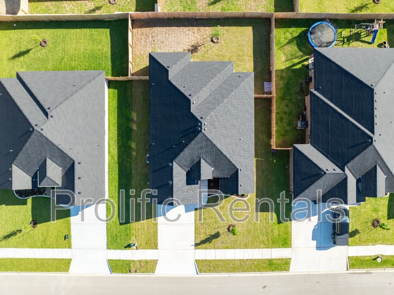 Killeen House: 507 Tooter Street