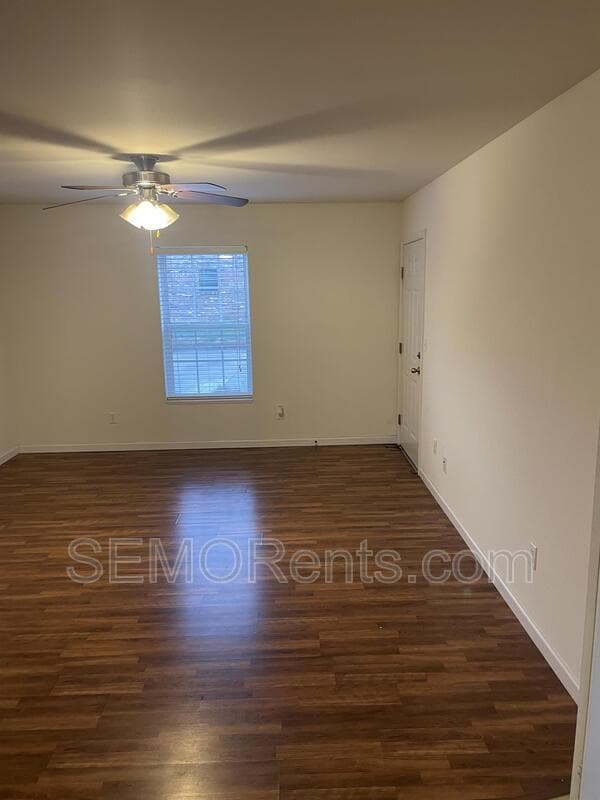 Cape Girardeau Condo: 3 Village Drive - 303