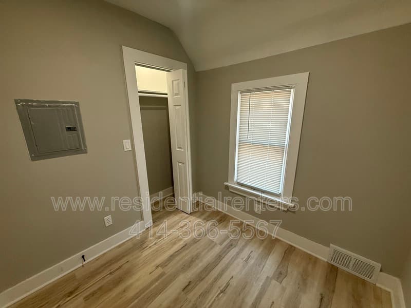 West Allis Apartment: 845 S 75th Street