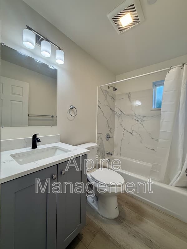 Oakland Condo: 1436 55th Avenue