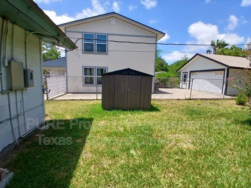 Corpus Christi House: 4701 Prinston Dr