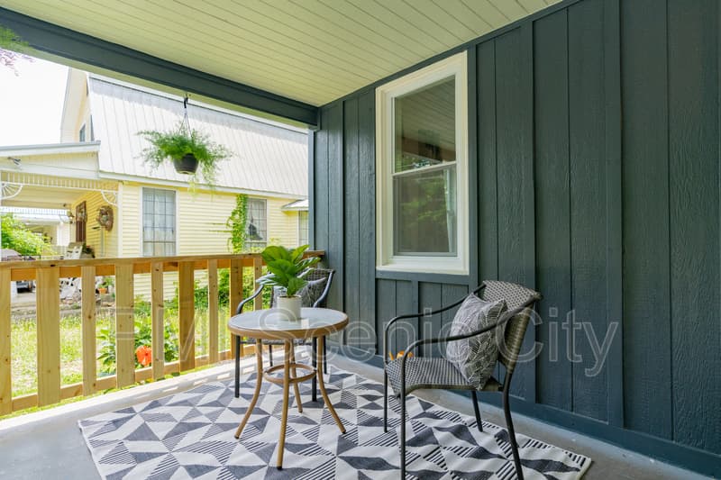 Chattanooga House: 607 Franklin St