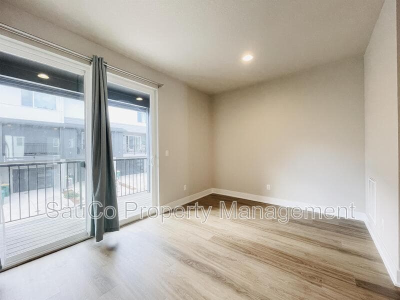 Beaverton House: 17153 SW Woodpecker Ln