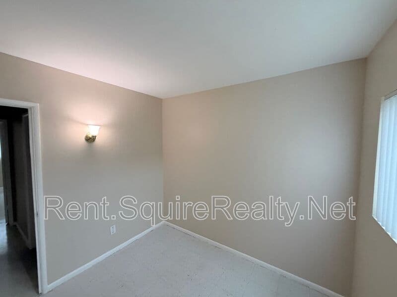 Azusa Condo: 936 W. Foothill Blvd