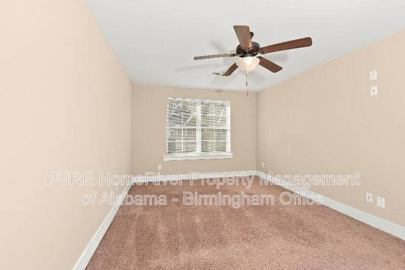 Gardendale House: 4257 Lochshire Lane