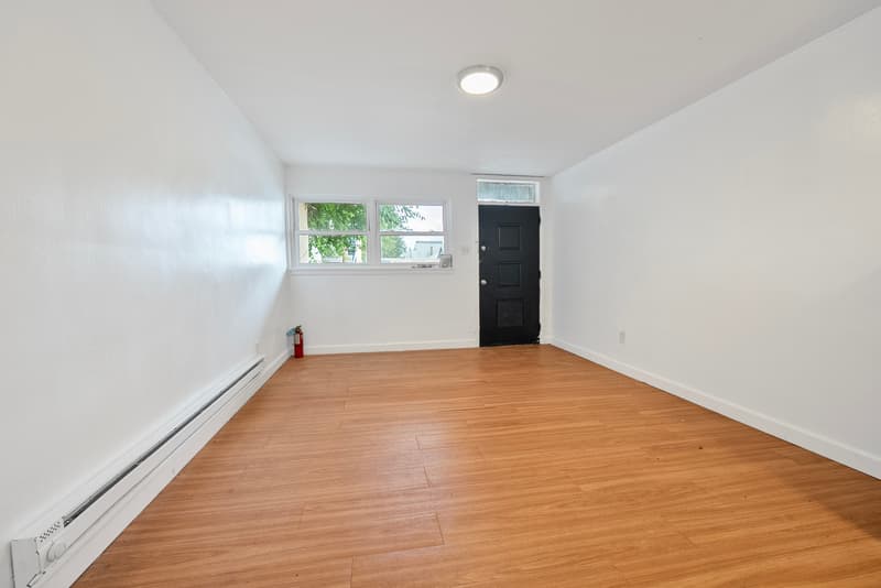 Oaklyn Condo: 2020 Woodlynne Avenue - 2016A