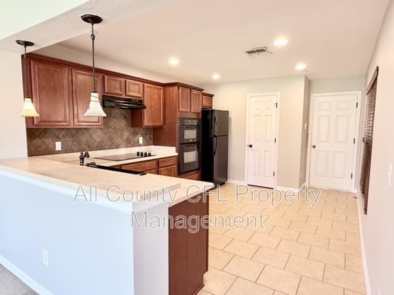 Winter Garden Townhome: 218 Winter Nellis Circle