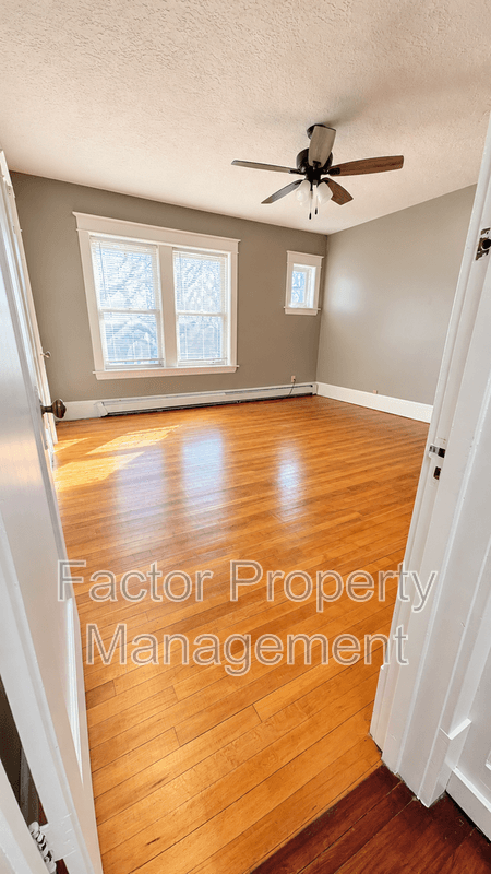 Mankato House: 118 Parsons St