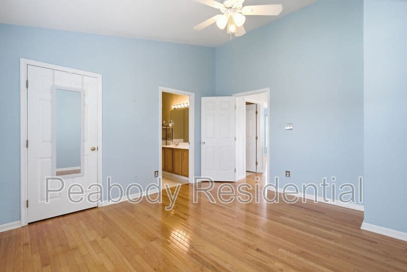 Sterling House: 46670 Cavendish Sq