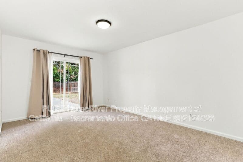Carmichael House: 4924 Olive Oak Way