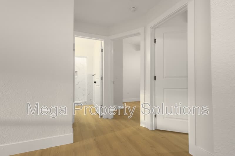 Tampa House: 910 East Osborne Avenue