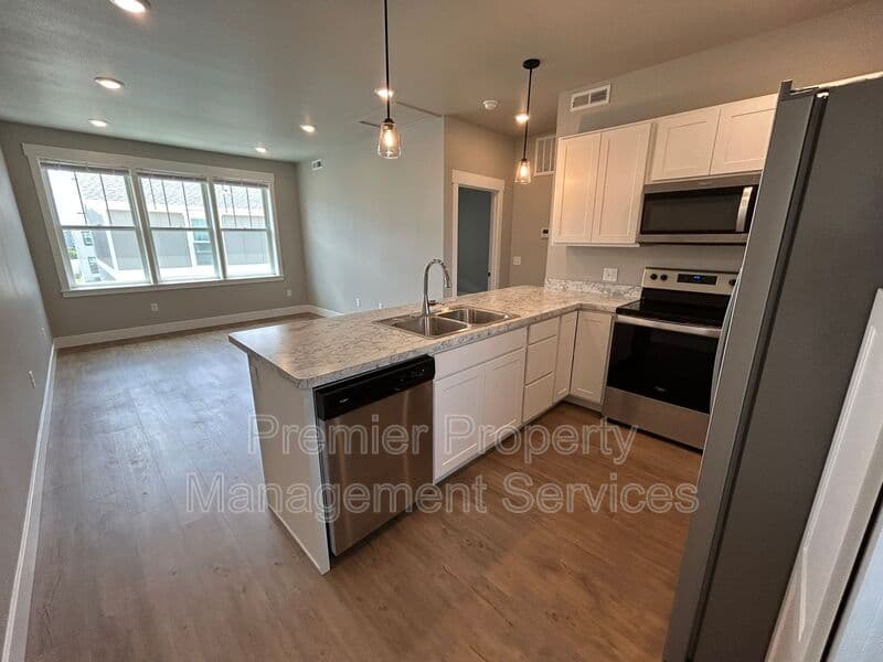 Billings Apartment: 6086 Northstead Ave