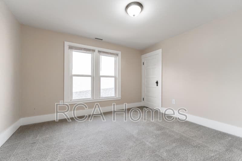 Indianapolis House: 1037 East Tabor Street