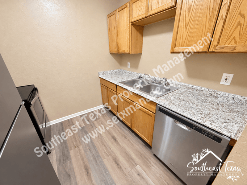 Beaumont House: 401 Pinchback Road