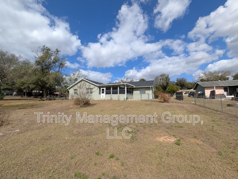 Dade City House: 40226 Trotter Lane
